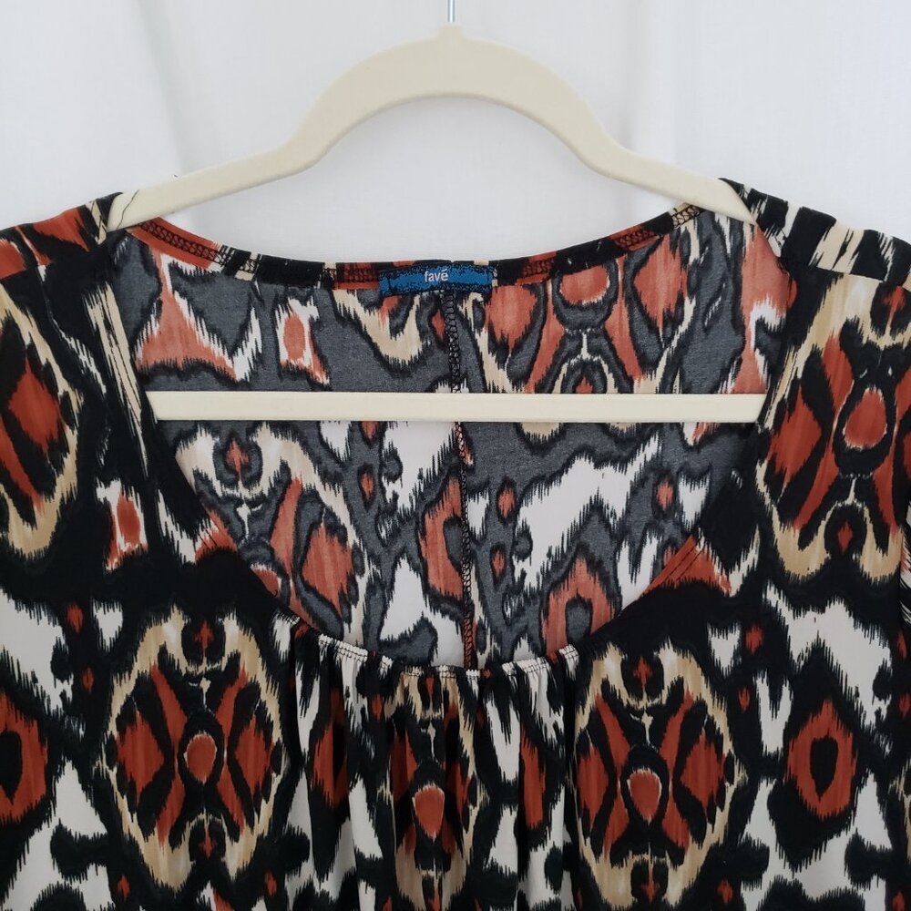 Woman Fave Multicolor Geometric Pattern Scoop Neck Short Sleeve Blouse Size 3X - Picture 2 of 12